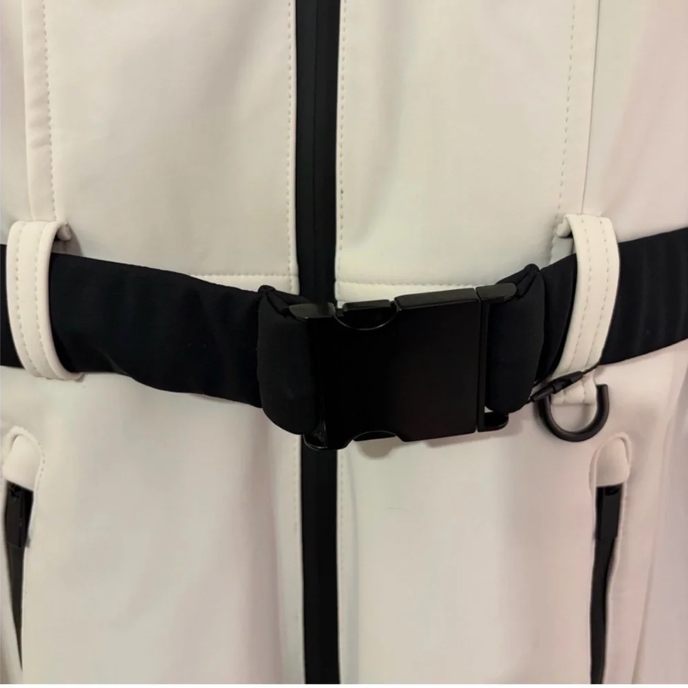 SOLD Zara Recco® Technology Ski Water Resistant/Wind Protection
Jumpsuit Size M - Picture 6 of 12